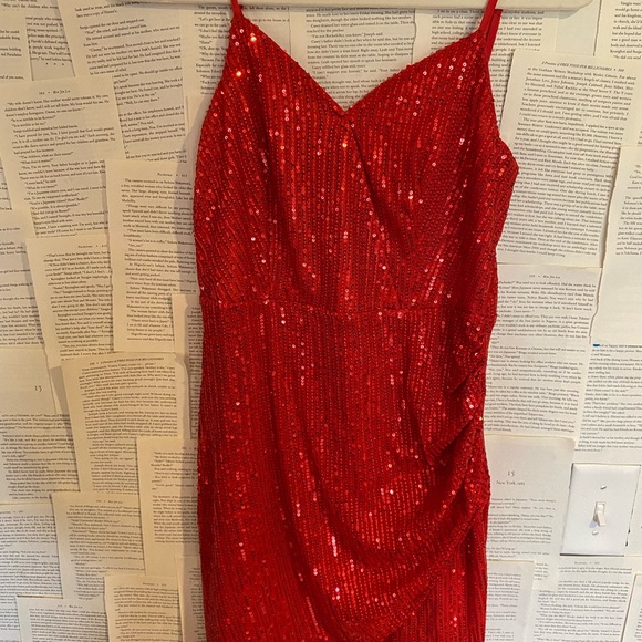 Sequin dresses ⚠️BUNDLE⚠️ - Picture 3 of 4